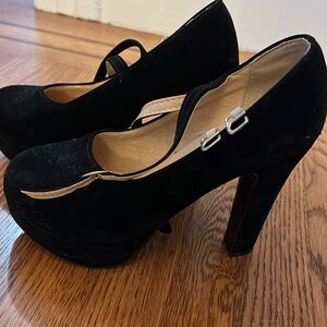 Chic Black Women's Heels